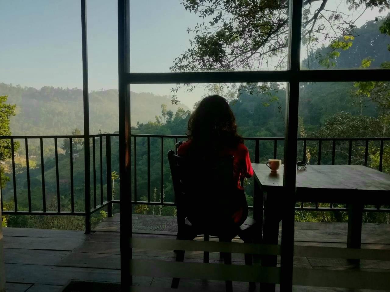 Chanidu Ella Inn Buitenkant foto
