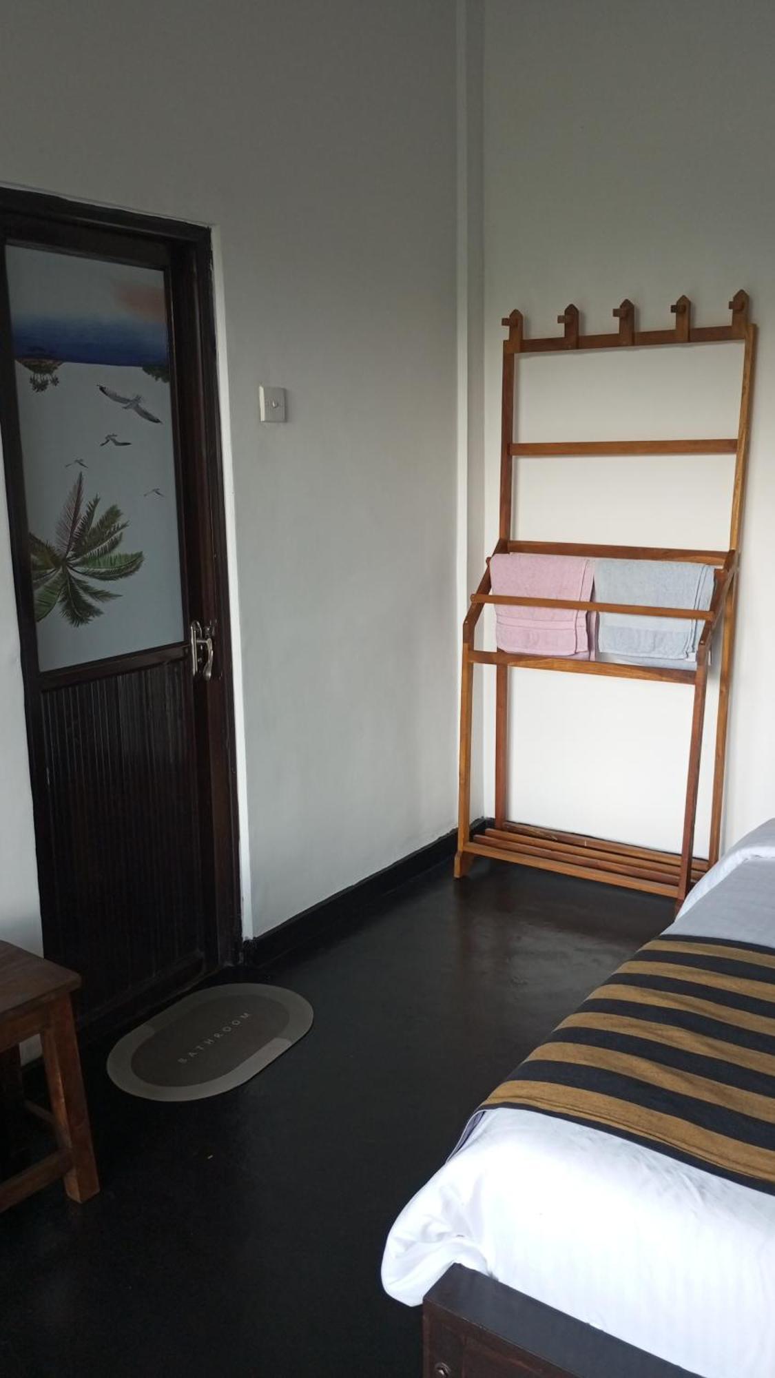 Chanidu Ella Inn Kamer foto