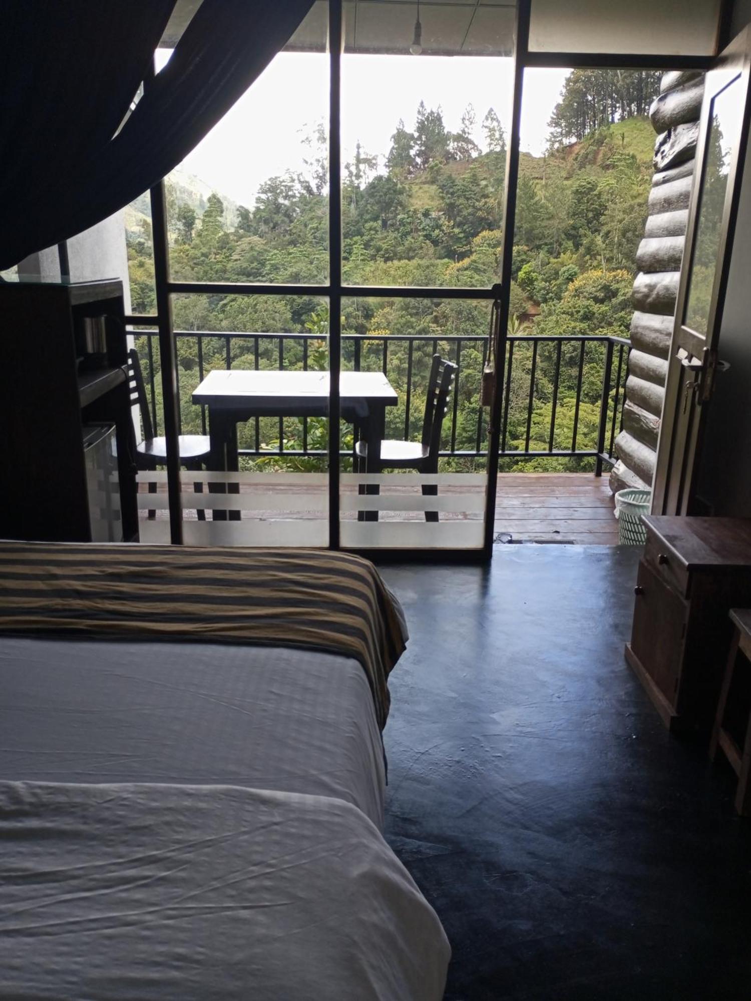 Chanidu Ella Inn Buitenkant foto